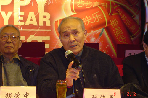 201235101431968.jpg